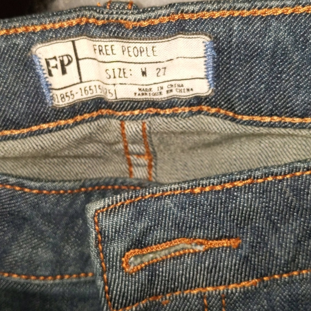 Jeans - Picture 4 of 4
